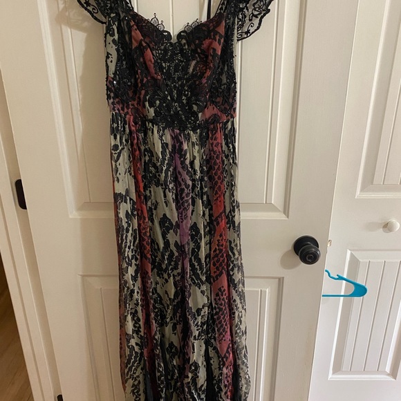 Free People Wild Hearts Maxi dress absolutely stunning dress! Size 6 - Picture 12 of 16